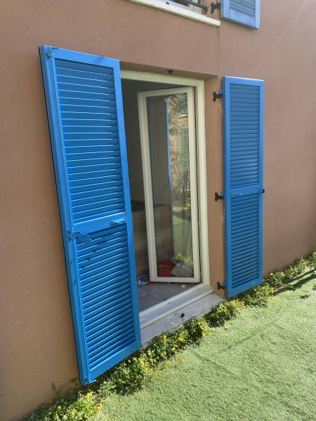 vente de fenêtres double vantaux à Nice